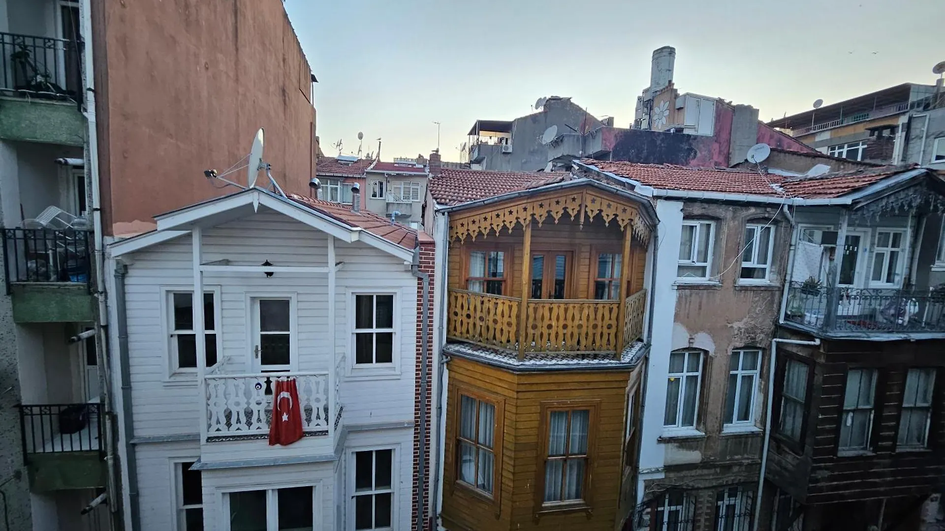 Hotel apartamentowy Jirhouse Sarikoesk Suit Stambuł Turcja